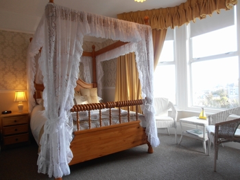 Woodlands Guest House