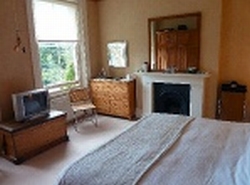 SW4 Larkhall Rise Clapham