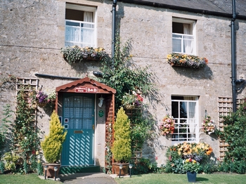 Hallbarns  Bed & Breakfast