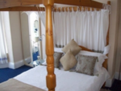 NEWBURLINGTON GUEST HOUSE