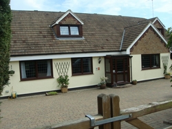 Foxes Earth Guest Accommodation