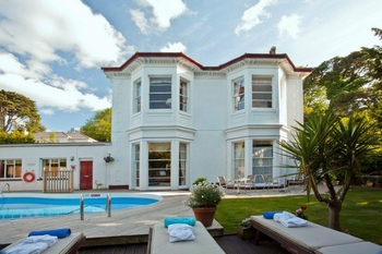 The Marstan - 5 star guesthouse