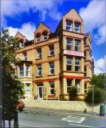 Arrandale House & Apartments