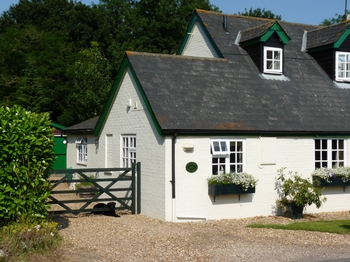 Manor Cottages Bed and Breakfast 