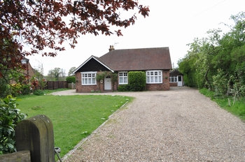 Three Acres Gatwick Bed and Breakfast