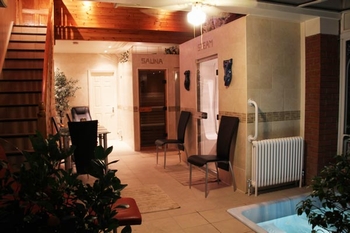 EdenGarden Guesthouse with Spa