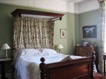 The Cwm Bed and Breakfast